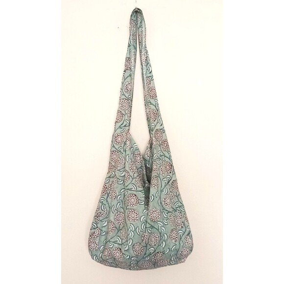 Erin Made Green Floral Block Print Fabric Handmade Lg Sling Crossbody - Picture 6 of 6
